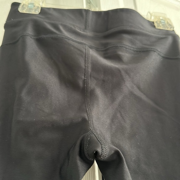 Under Armour Leggings - Picture 6 of 6